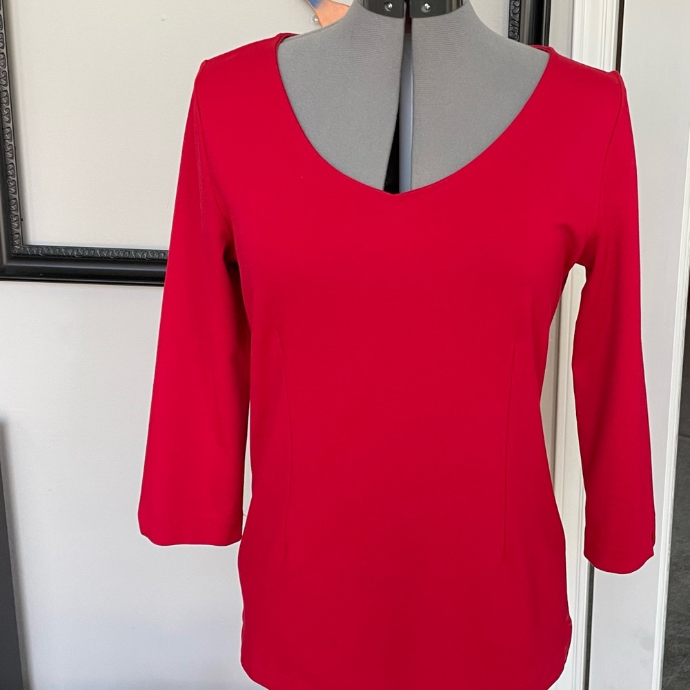 2/$15. Ann Taylor 3/4 sleeve tee. Size M